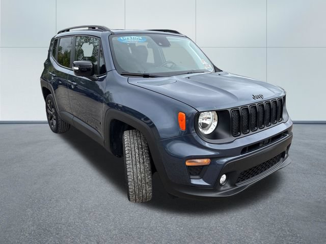 Used 2023 Jeep Renegade Altitude w/ Sun/Sound Group AWD/4WD image 5