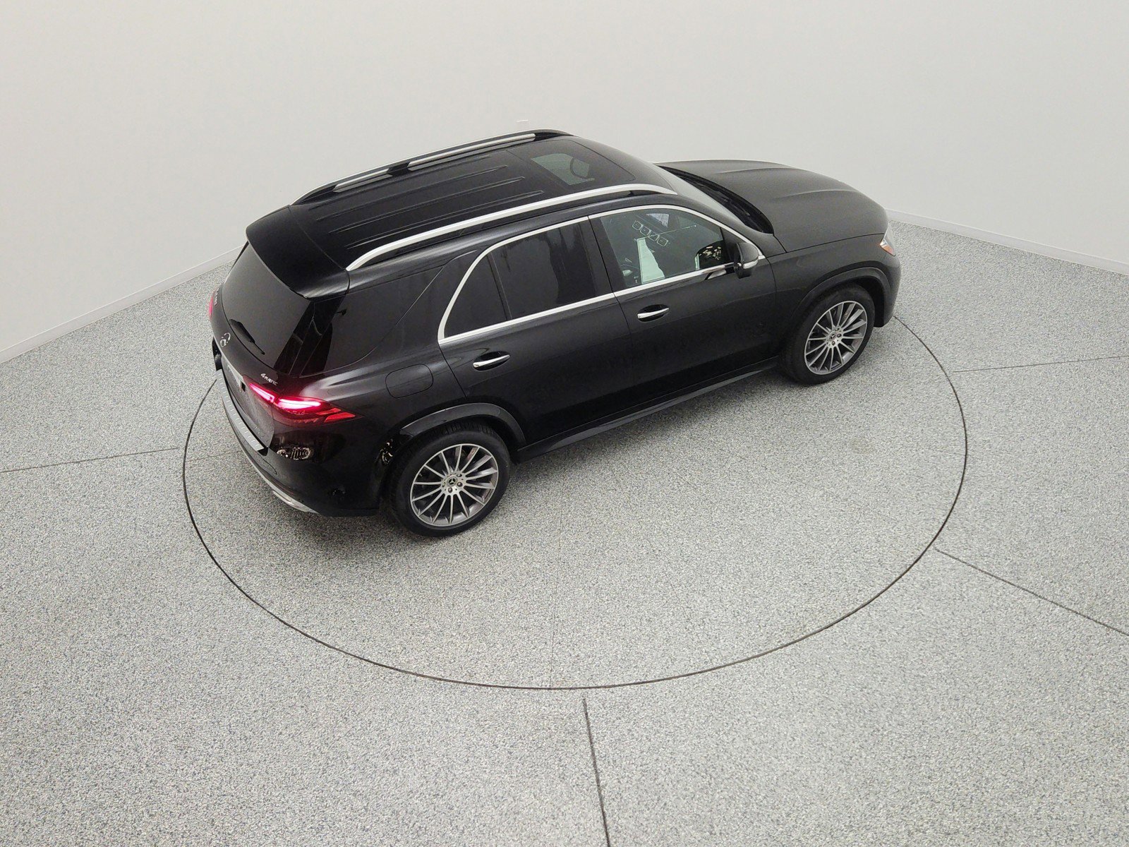 New 2026 Mercedes-Benz GLE 580 4MATIC image 13