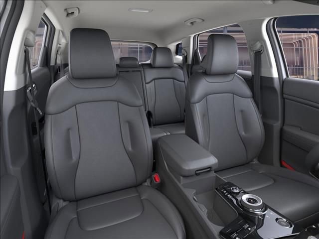 Used 2025 Kia Sportage EX image 15