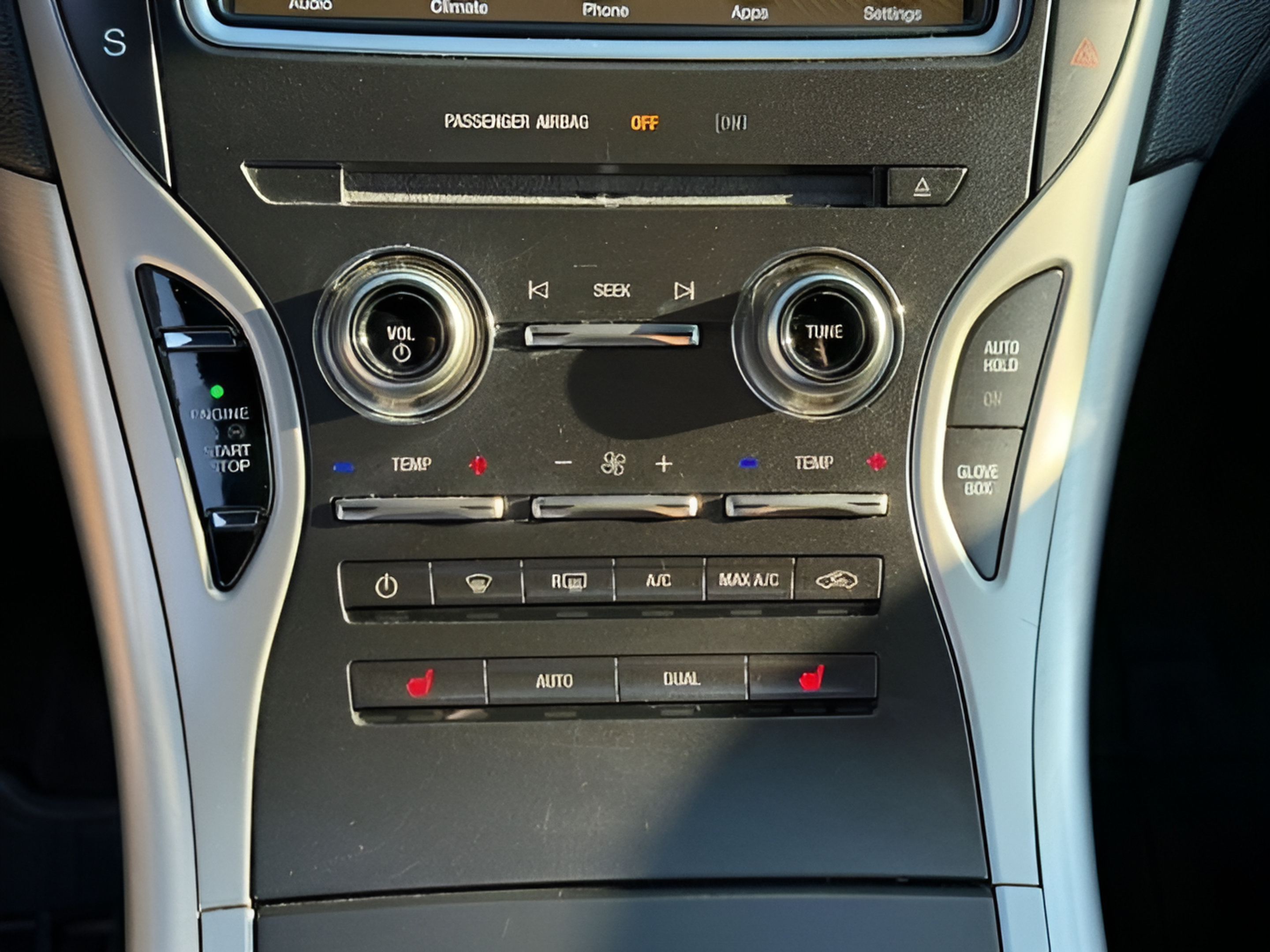 Used 2016 Lincoln MKX Premiere AWD/4WD image 24