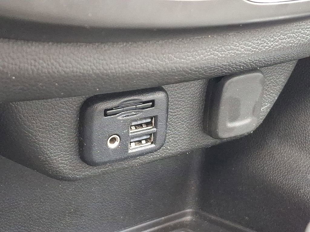 Certified 2023 Chevrolet Traverse LT w/ LT Premium Package image 27