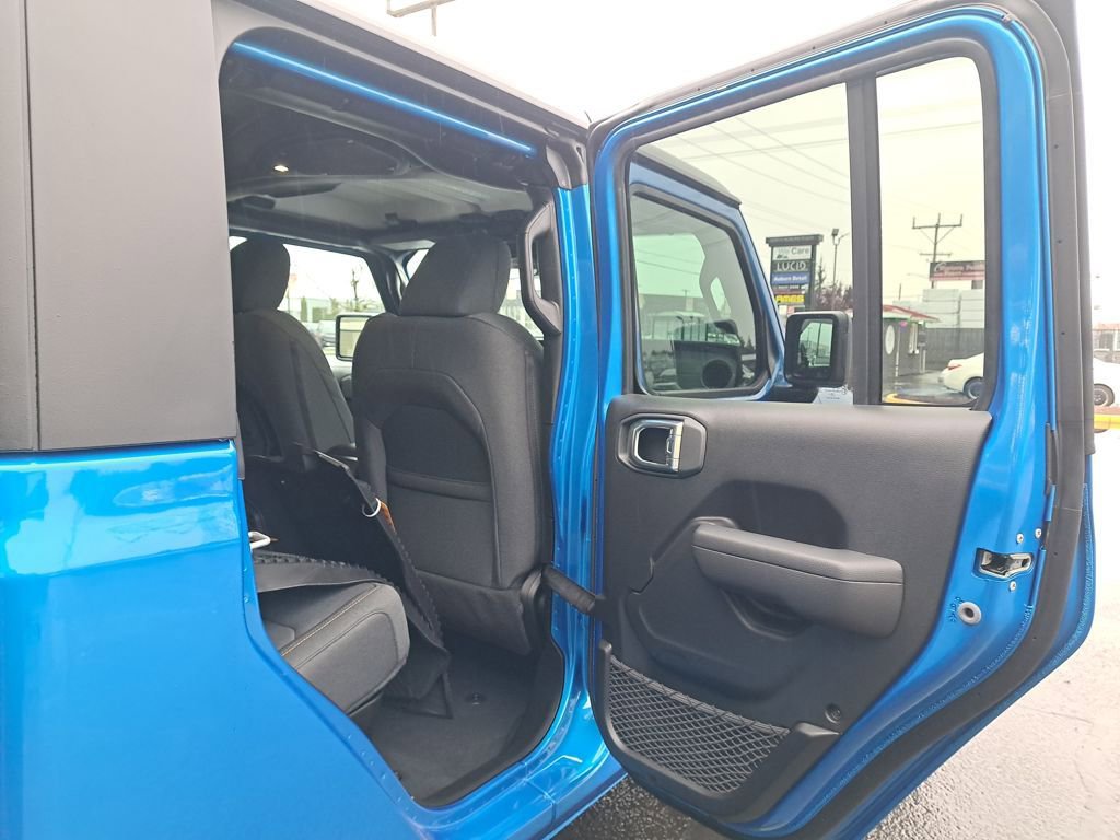 New 2026 Jeep Gladiator Sport AWD/4WD image 14