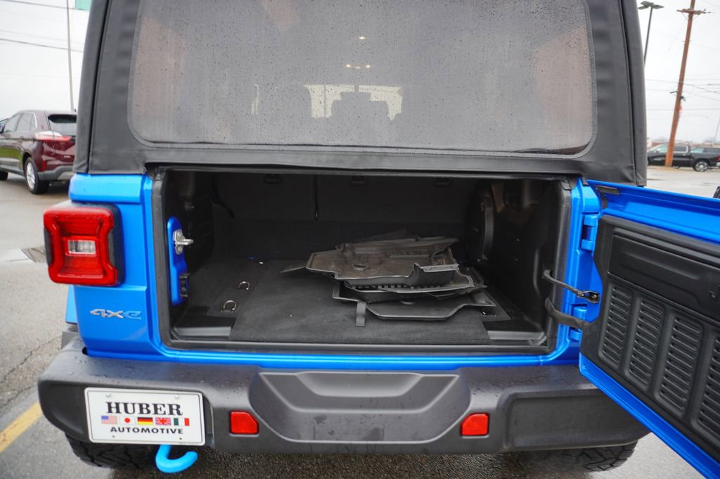 Used 2023 Jeep Wrangler Unlimited Sahara w/ Cold Weather Group image 26