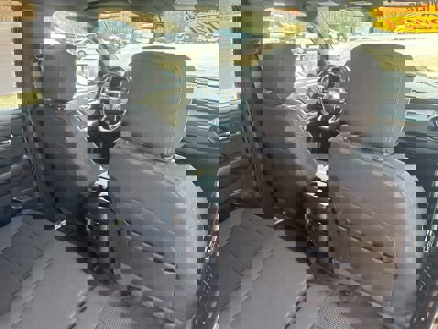 Used 2024 Chevrolet Colorado LT image 31