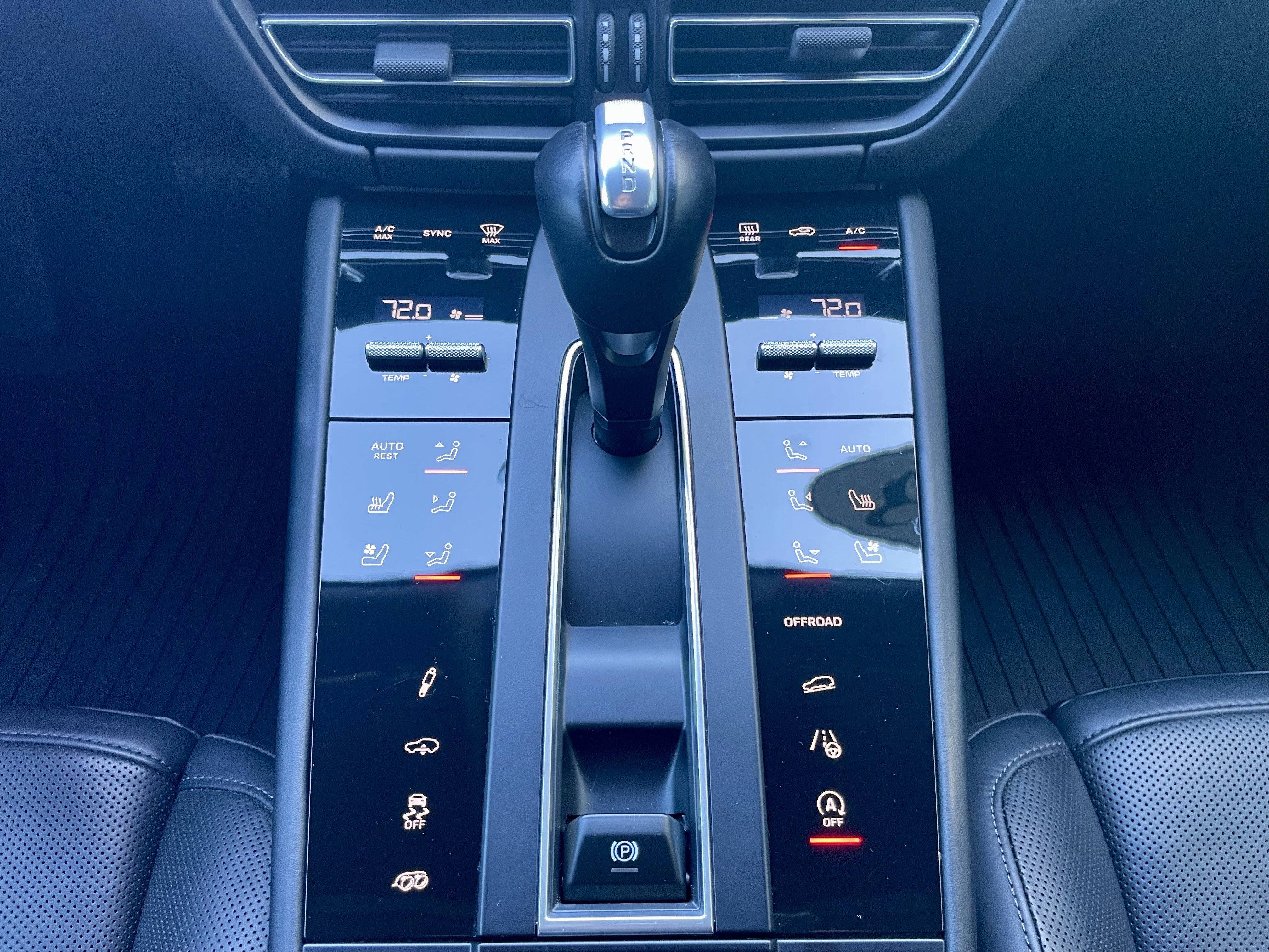 Used 2023 Porsche Macan GTS image 20