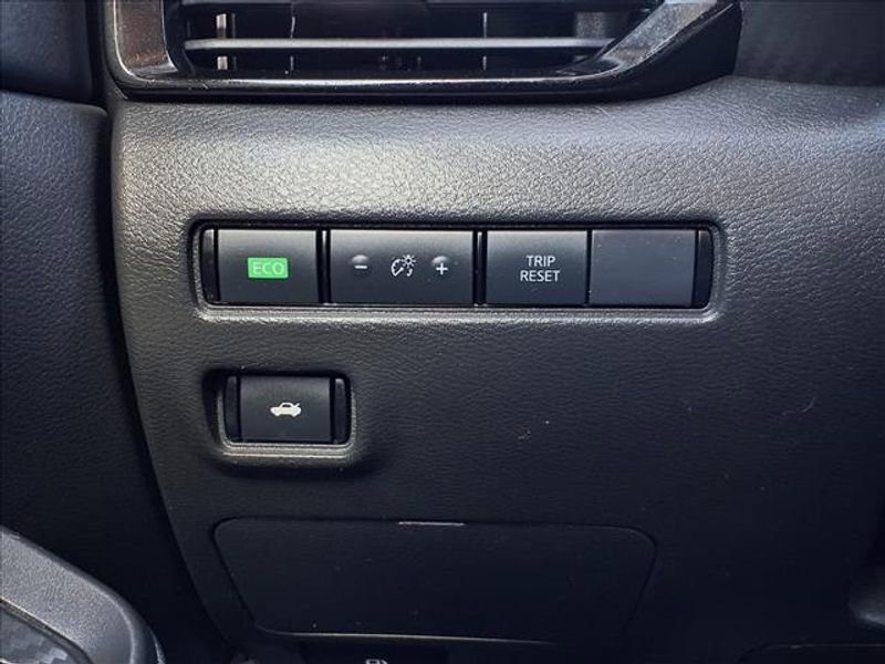 Used 2024 Nissan Sentra SV image 21