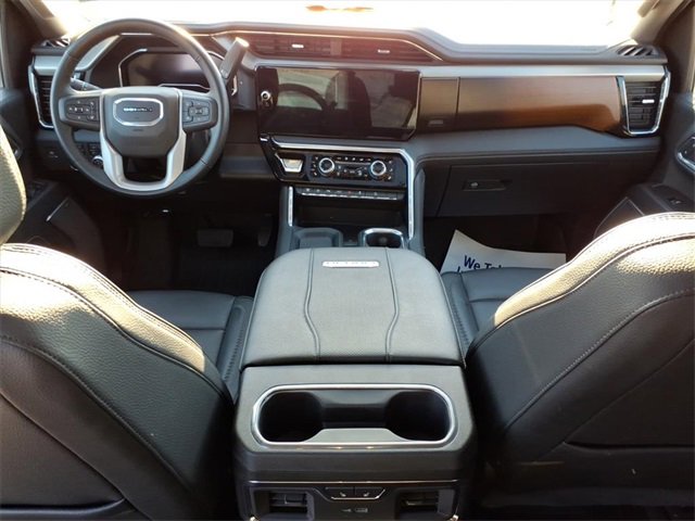 Used 2025 GMC Sierra 3500 Denali w/ Denali Reserve Package image 12