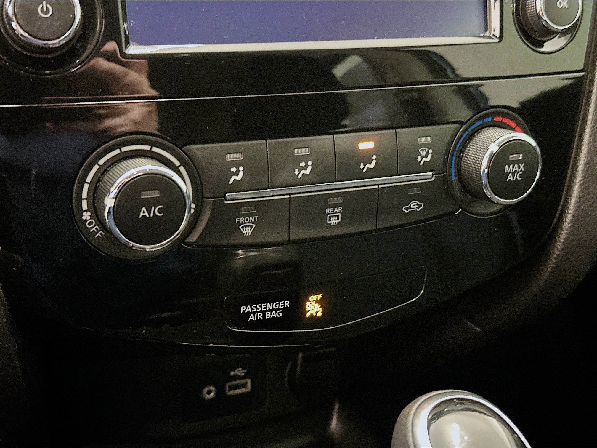 Used 2019 Nissan Rogue Sport S image 23