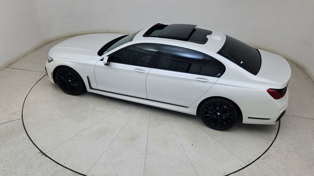 Used 2022 BMW 740i w/ M Sport Package image 82