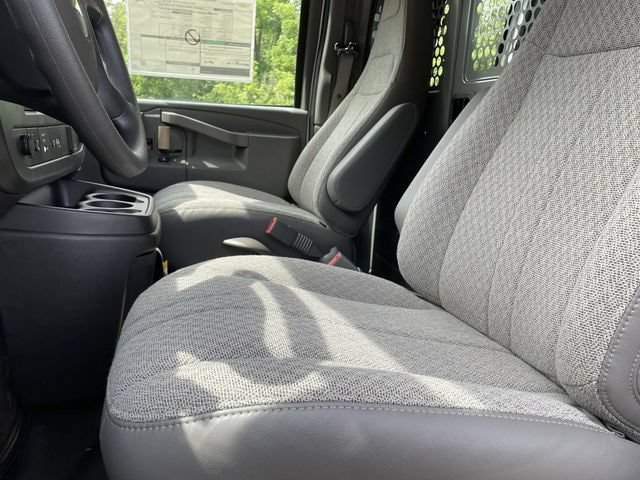 New 2025 Chevrolet Express 2500 w/ Driver Convenience Package RWD image 12