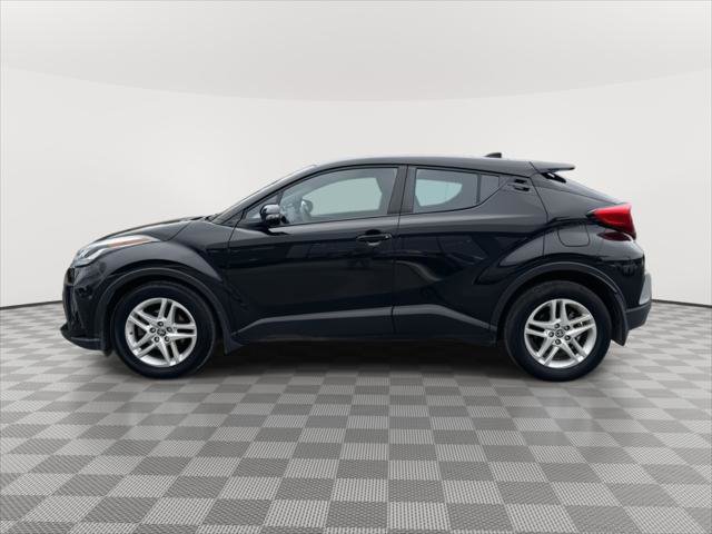 Used 2021 Toyota C-HR LE image 4