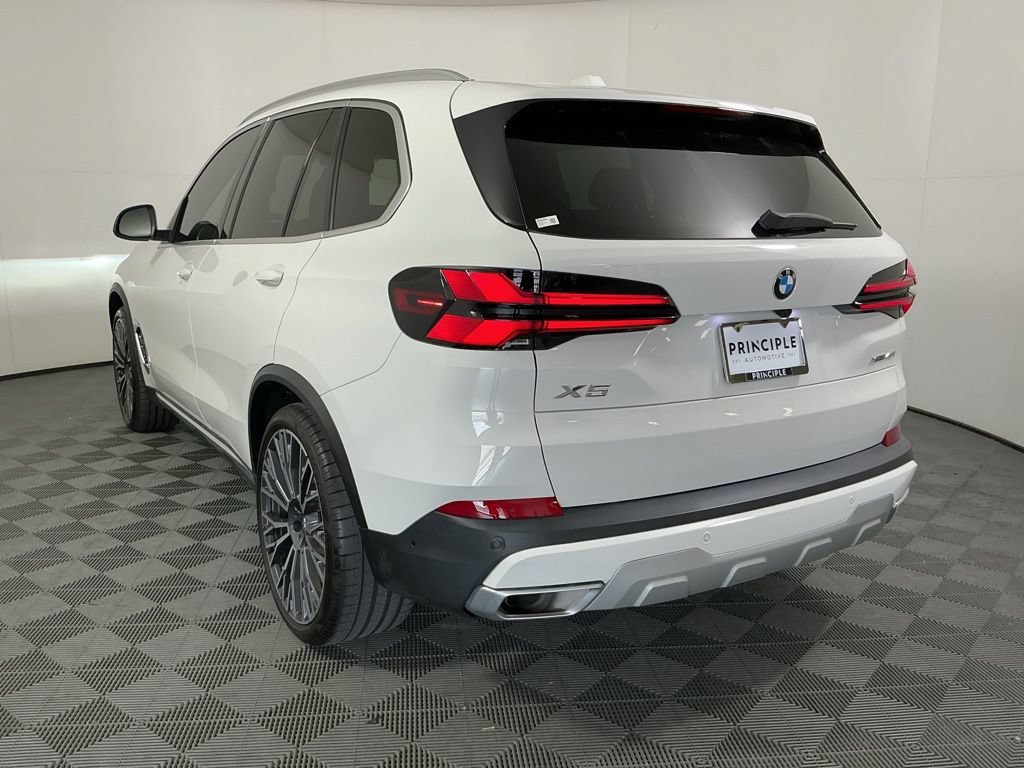 Certified 2024 BMW X5 xDrive40i w/ Premium Package AWD/4WD image 7