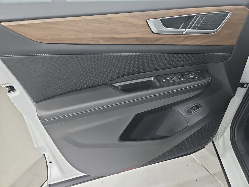 New 2026 Volkswagen Atlas SE image 10