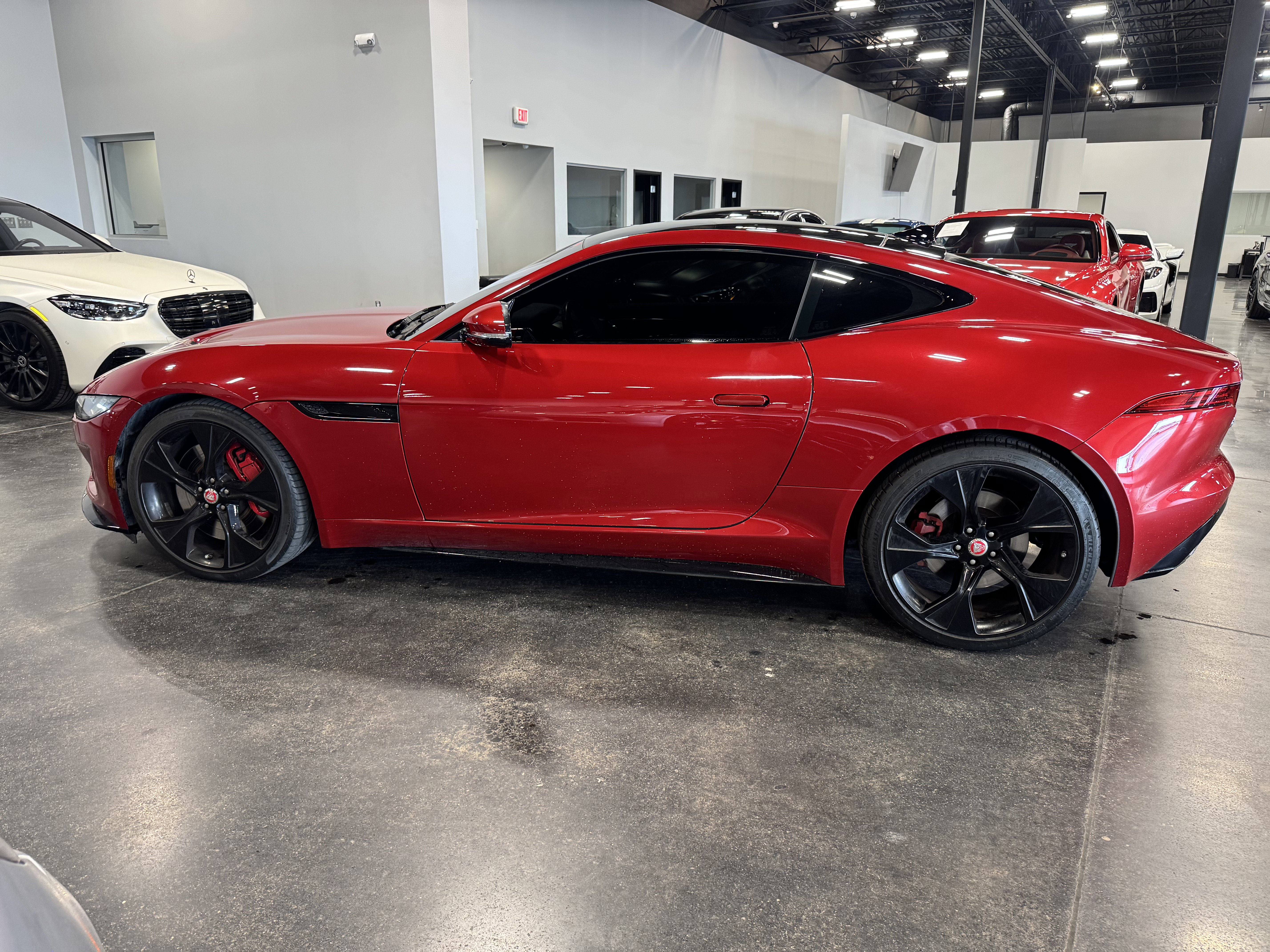Used 2021 Jaguar F-TYPE R-Dynamic image 21