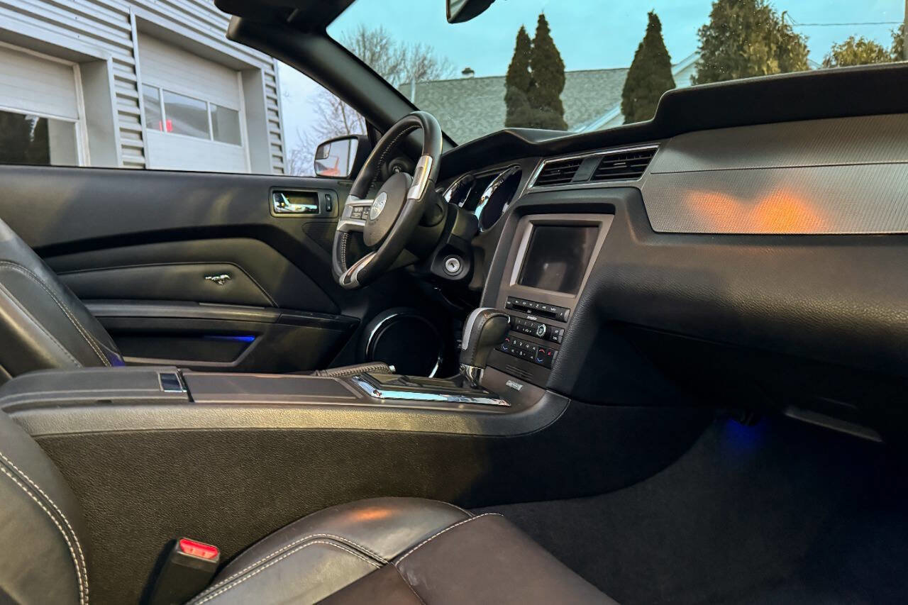 Used 2013 Ford Mustang GT Premium w/ Electronics Pkg image 13