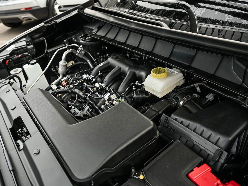 New 2025 Nissan Pathfinder SV image 7