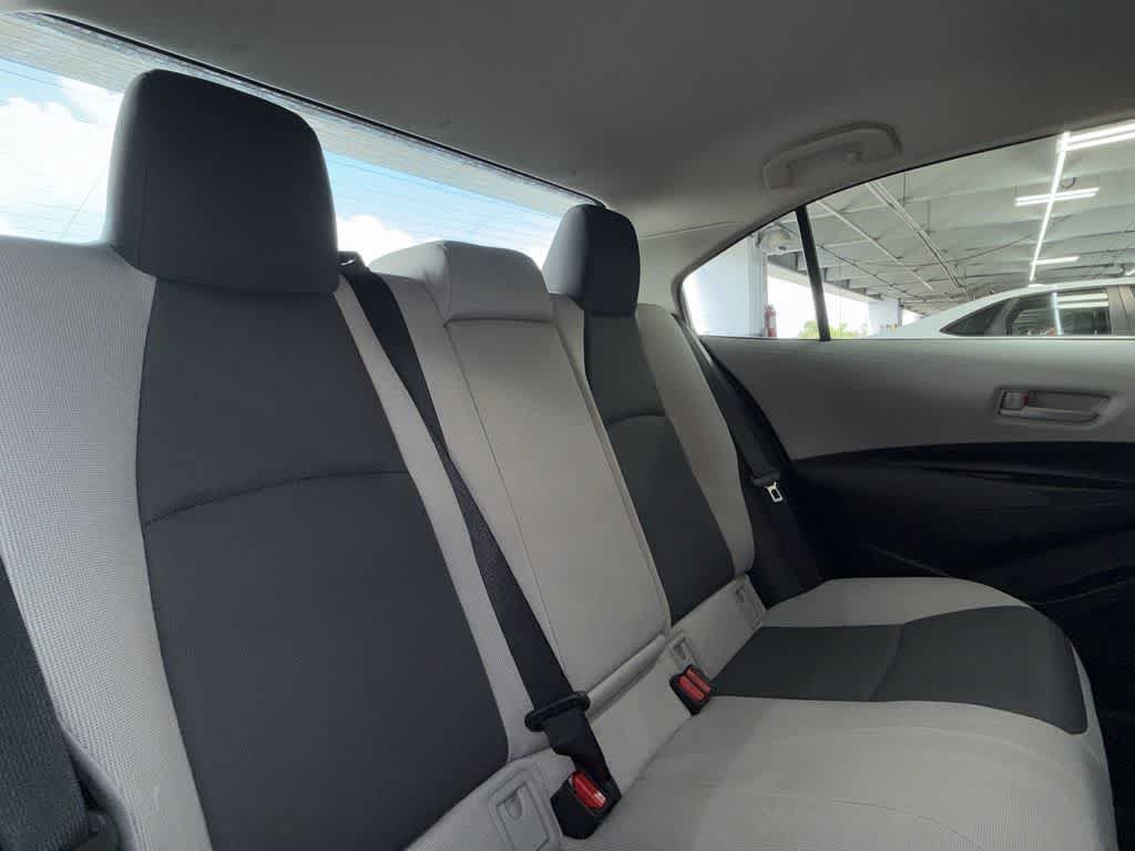 Used 2025 Toyota Corolla LE w/ Convenience Package FWD image 26