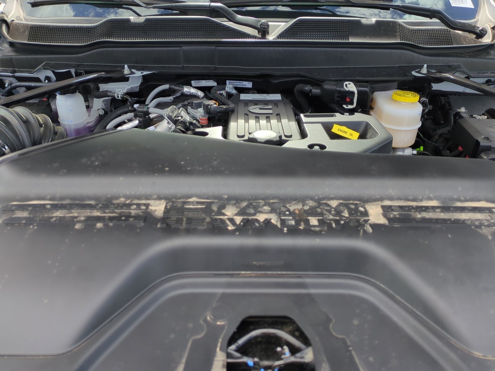 New 2026 RAM 2500 Laramie AWD/4WD image 21