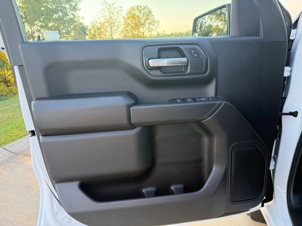 New 2026 Chevrolet Silverado 1500 Custom AWD/4WD image 26