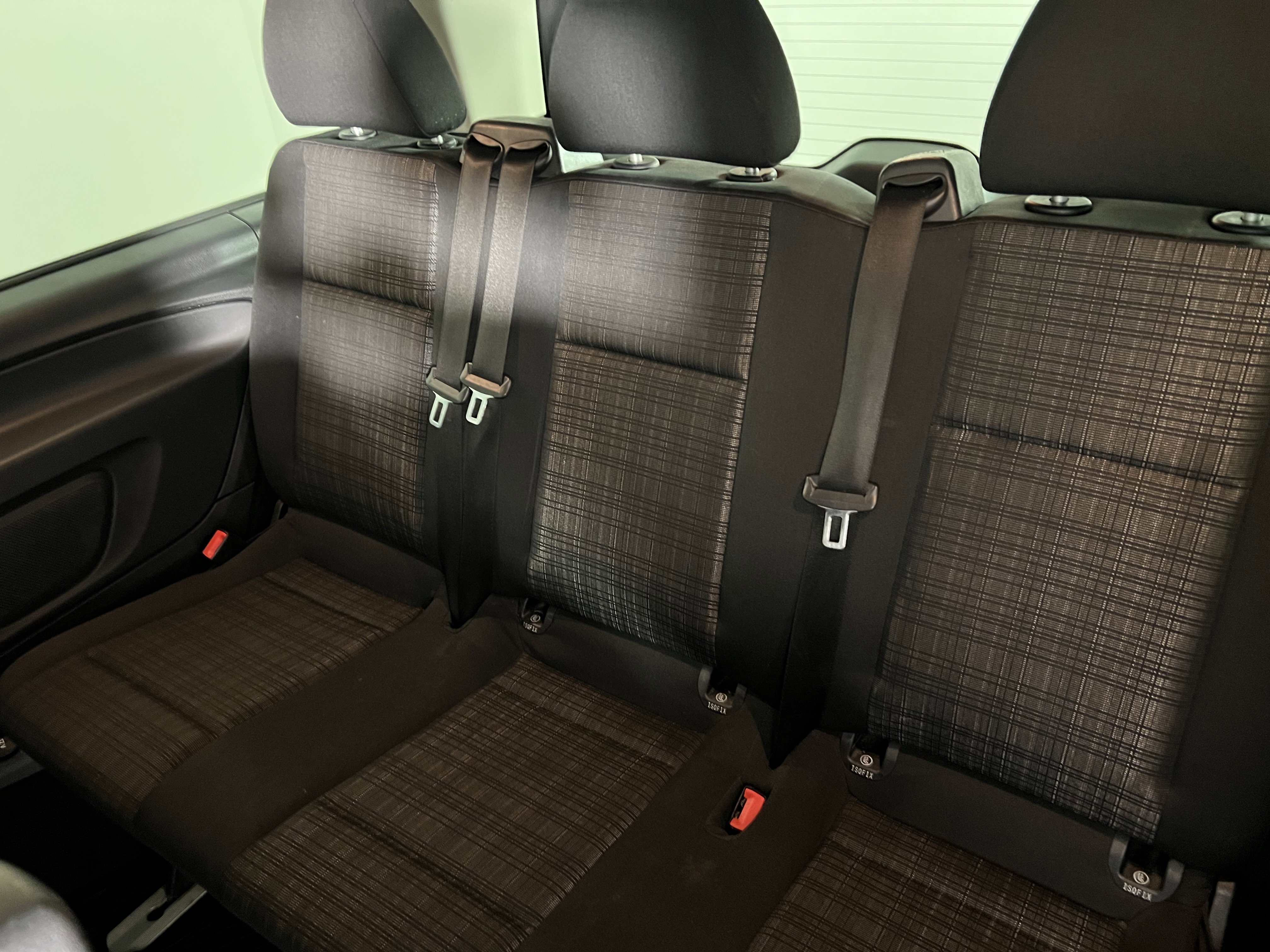 Used 2016 Mercedes-Benz Metris Passenger image 18