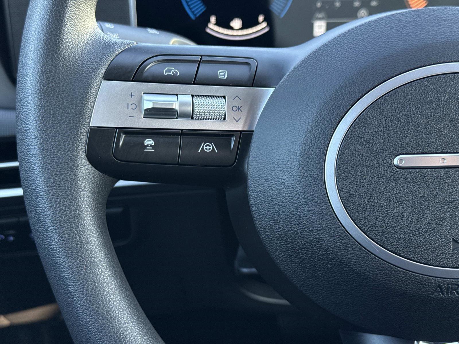 Certified 2025 Hyundai Tucson SEL image 9