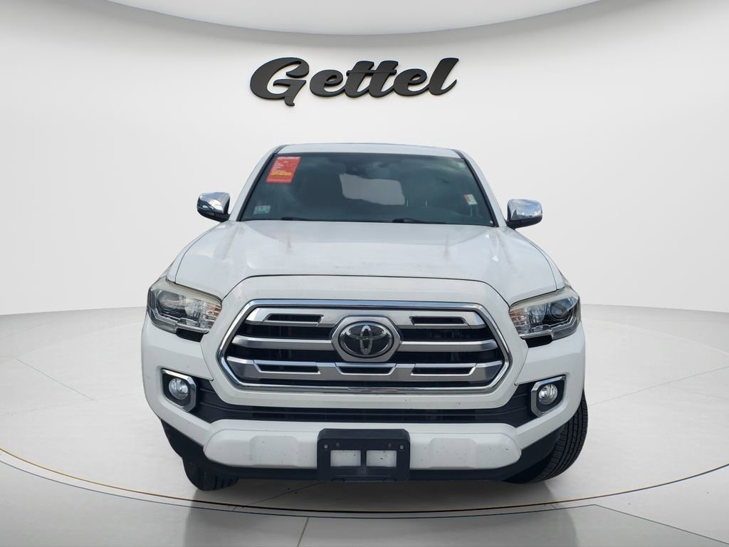 Used 2019 Toyota Tacoma Limited image 2