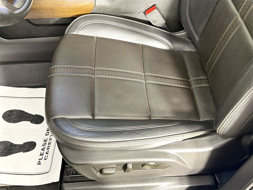 Used 2023 Chevrolet Silverado 1500 High Country w/ Technology Package image 21