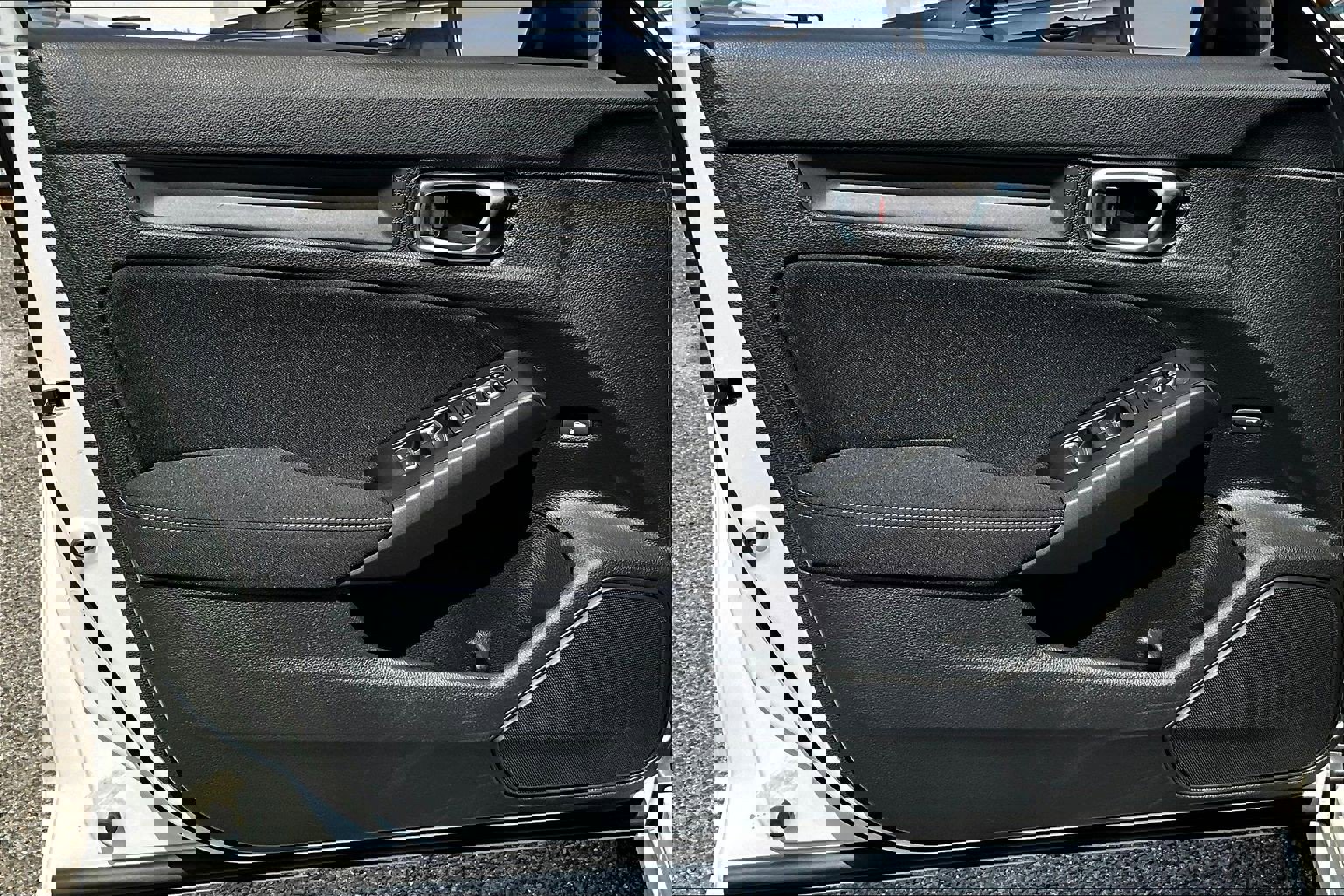 Used 2023 Honda Civic Sport image 17