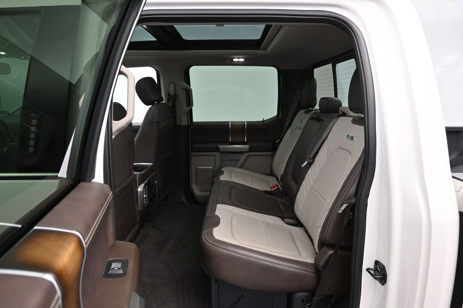 Used 2018 Ford F450 Limited AWD/4WD image 11