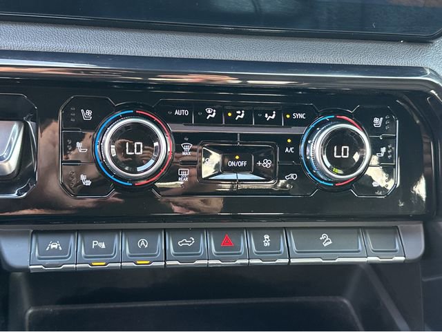 Certified 2024 GMC Sierra 1500 AT4 w/ Technology Package image 21