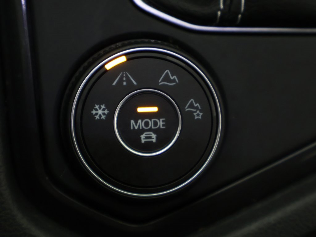 Used 2023 Volkswagen Tiguan SE image 50