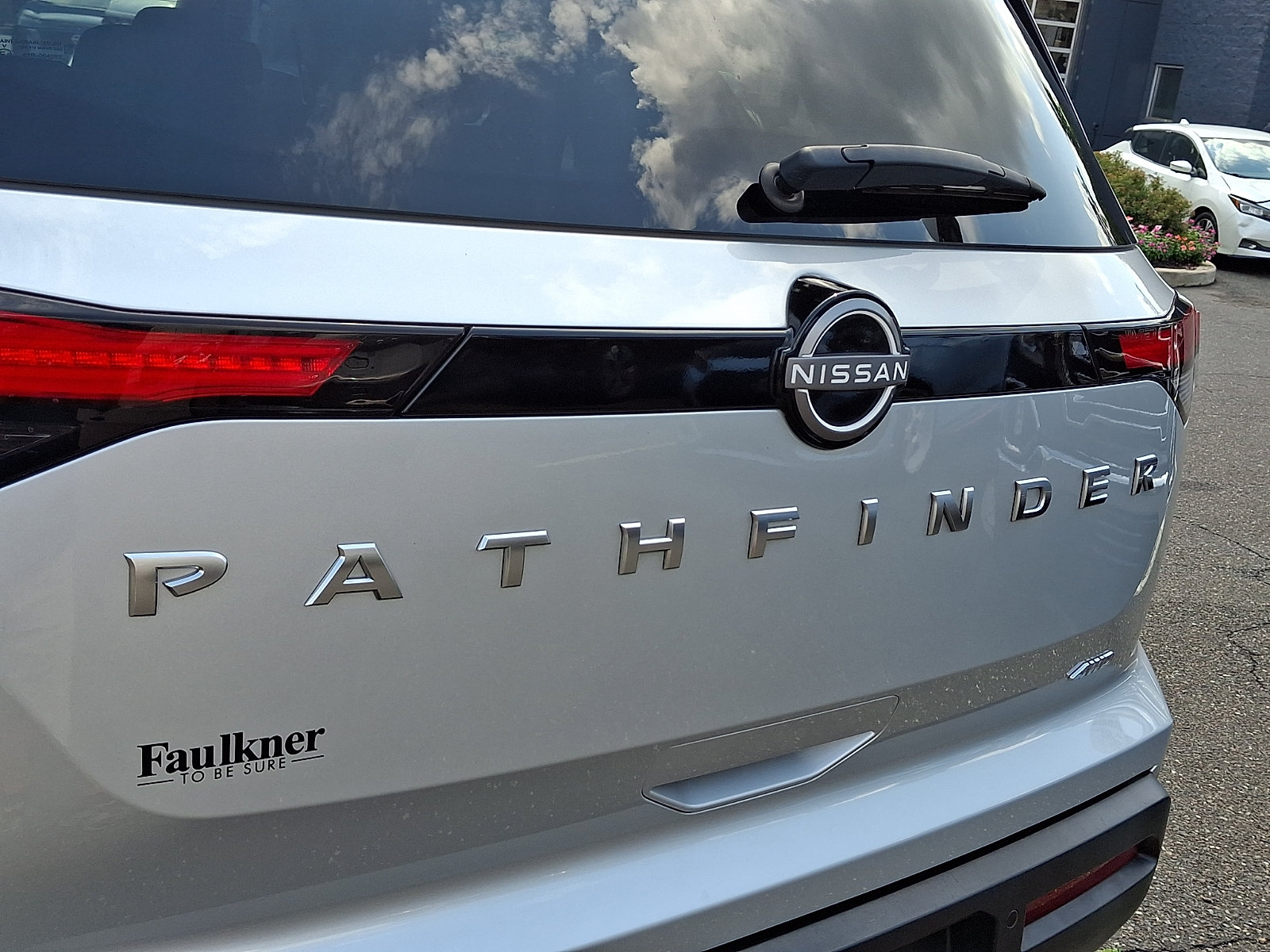 Certified 2024 Nissan Pathfinder S AWD/4WD image 29