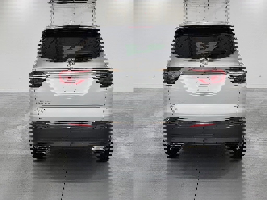 Used 2020 Buick Enclave Essence image 8