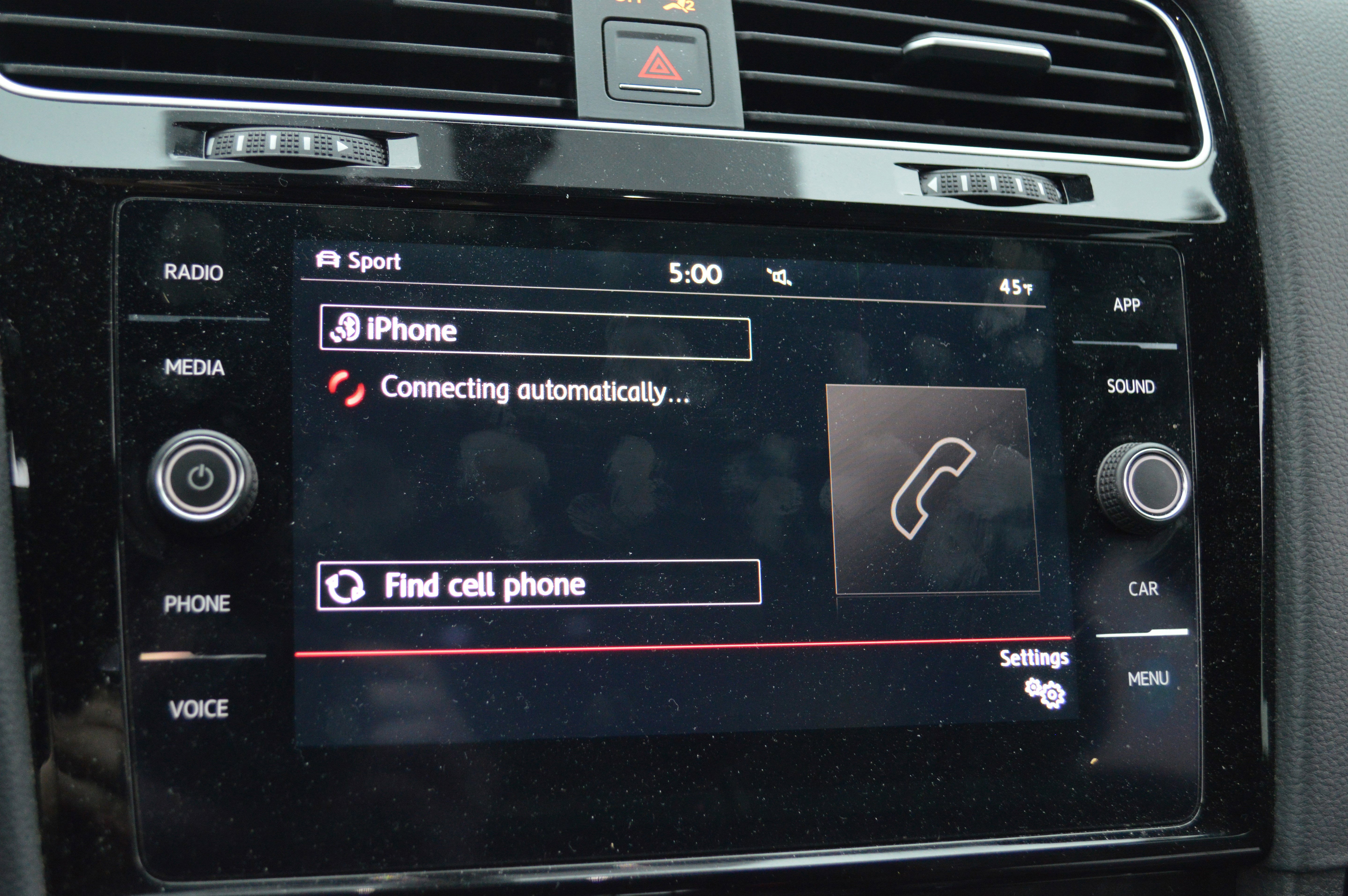 Used 2018 Volkswagen GTI SE image 20