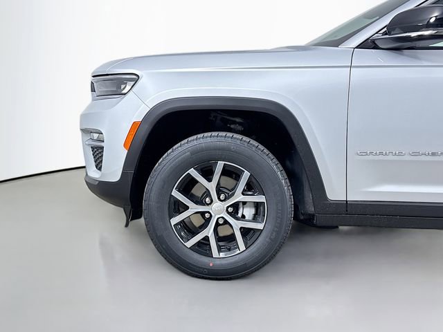 New 2025 Jeep Grand Cherokee Limited image 32