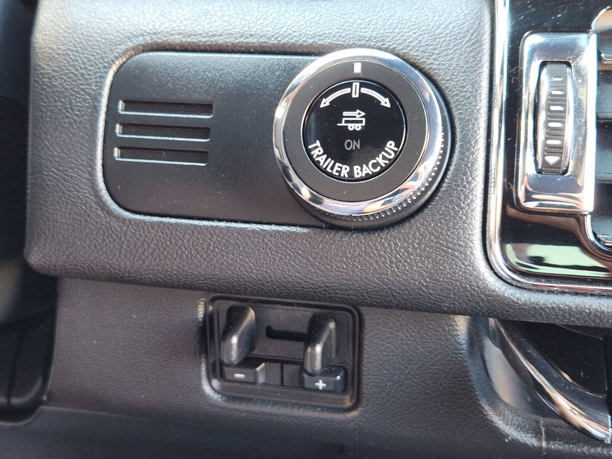 Used 2022 Lincoln Navigator Reserve AWD/4WD image 37