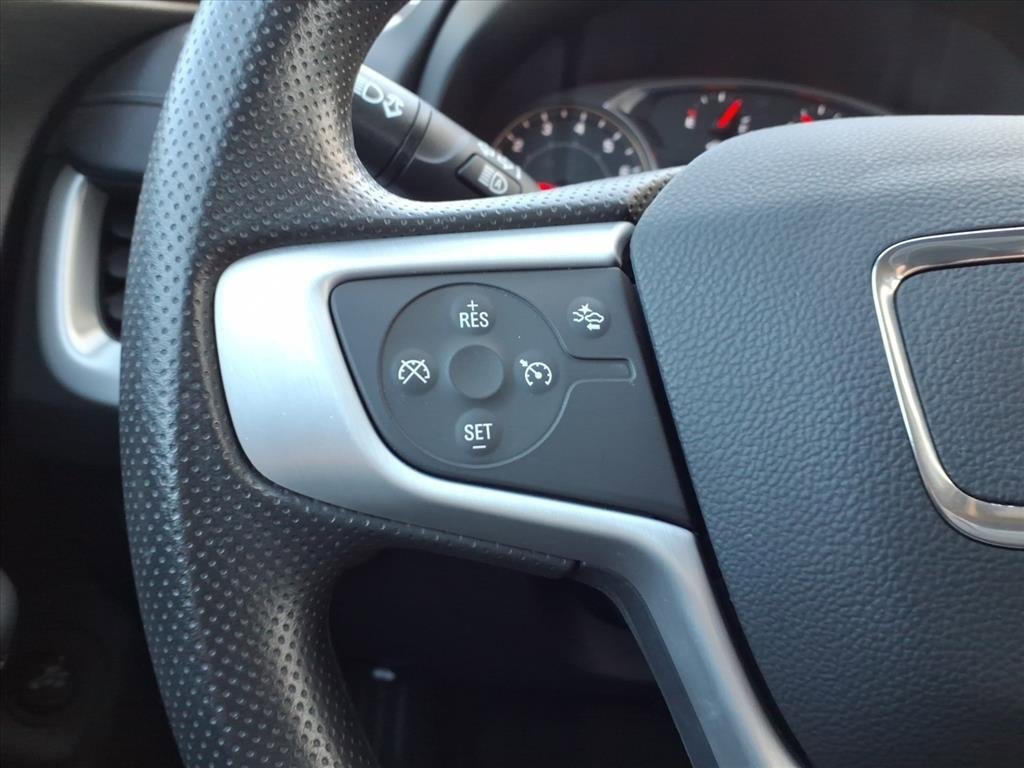 Certified 2022 GMC Terrain SLE w/ Driver Convenience Package image 15