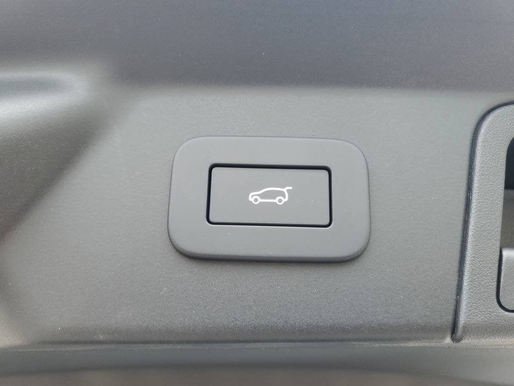 New 2026 Land Rover Range Rover Velar Belgravia AWD/4WD image 33