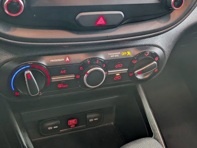 Used 2021 Kia Soul LX image 19