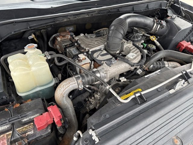 Used 2017 Nissan Titan SV image 46