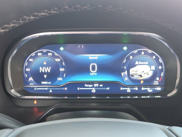 Used 2024 Chevrolet Tahoe High Country image 13