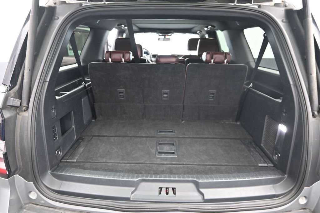 Used 2023 Ford Expedition Max Limited AWD/4WD image 11