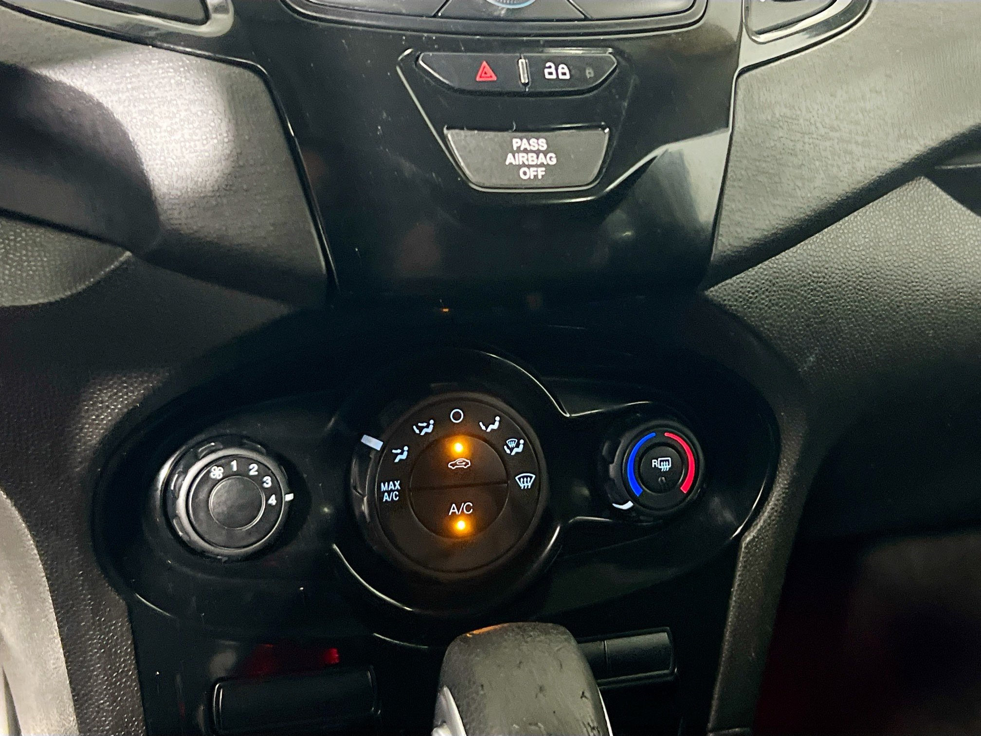 Used 2019 Ford Fiesta ST-Line FWD image 25