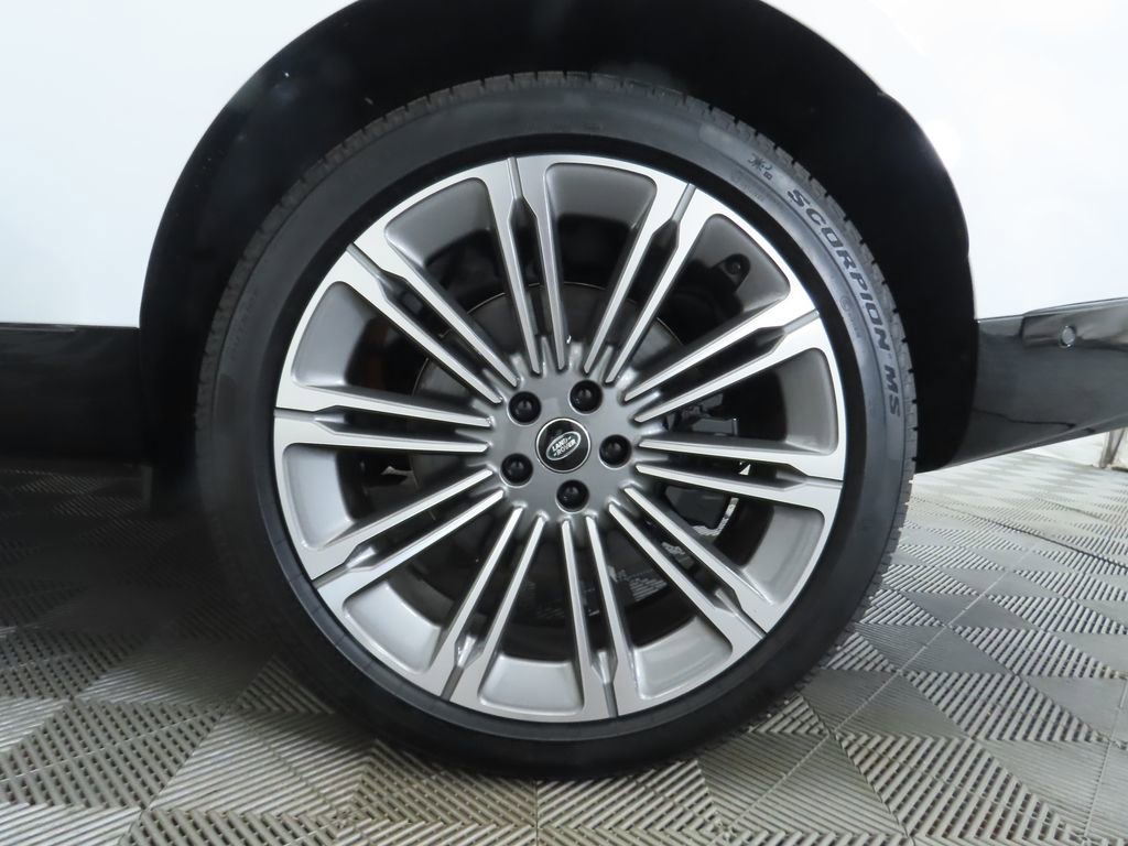 New 2025 Land Rover Range Rover Autobiography image 32