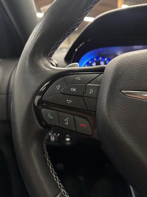 Used 2015 Chrysler 300 S image 15