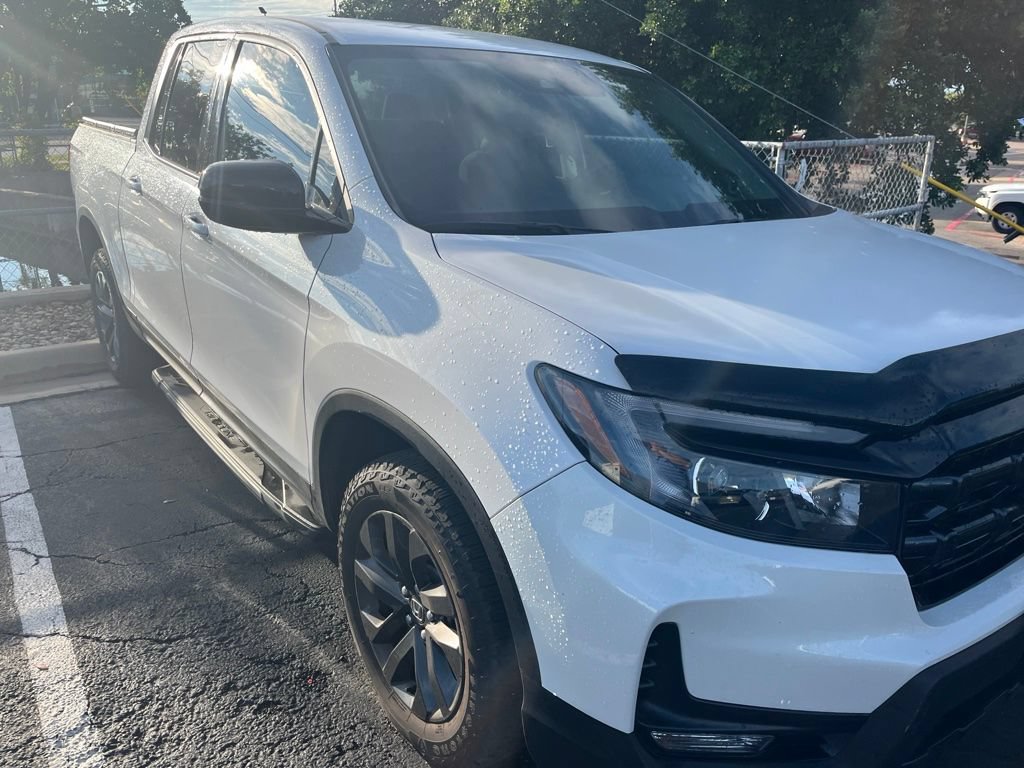 Certified 2025 Honda Ridgeline Sport image 3