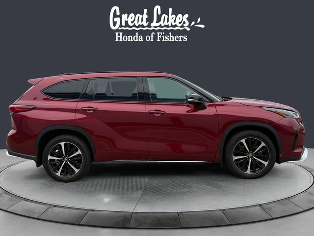 Used 2021 Toyota Highlander XSE AWD/4WD image 6