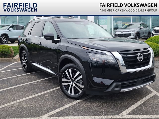 Used 2025 Nissan Pathfinder Platinum w/ Cargo Package