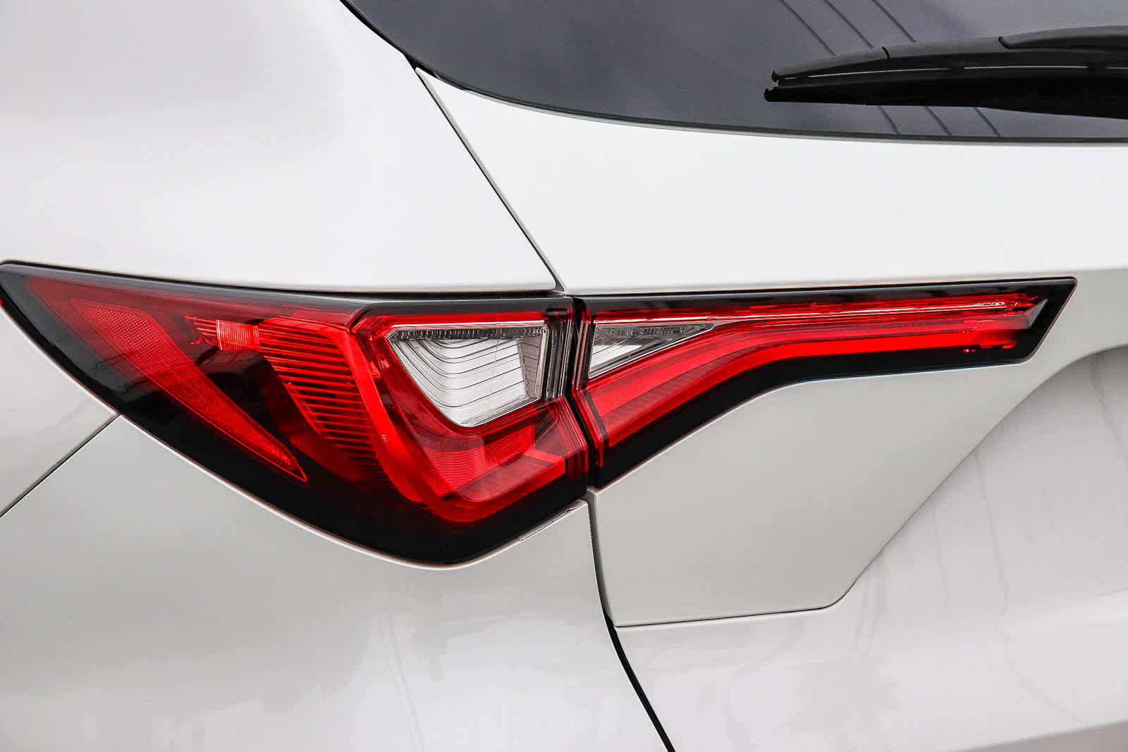 Used 2024 Acura MDX FWD image 9