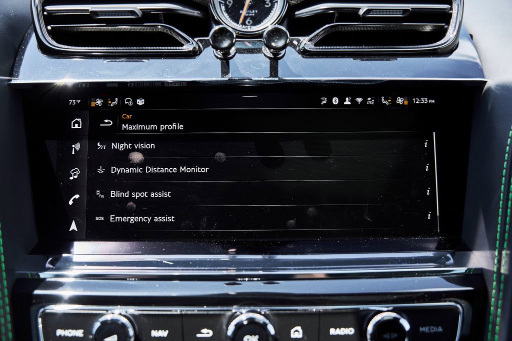 Used 2025 Bentley Bentayga AWD/4WD image 86